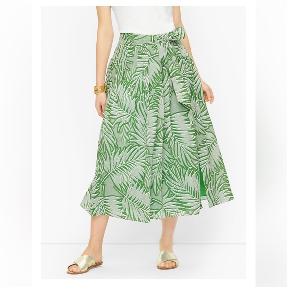 Talbots Dresses & Skirts - Talbots Pleated Full Skirt in Green and White Palm Frond, Size 18